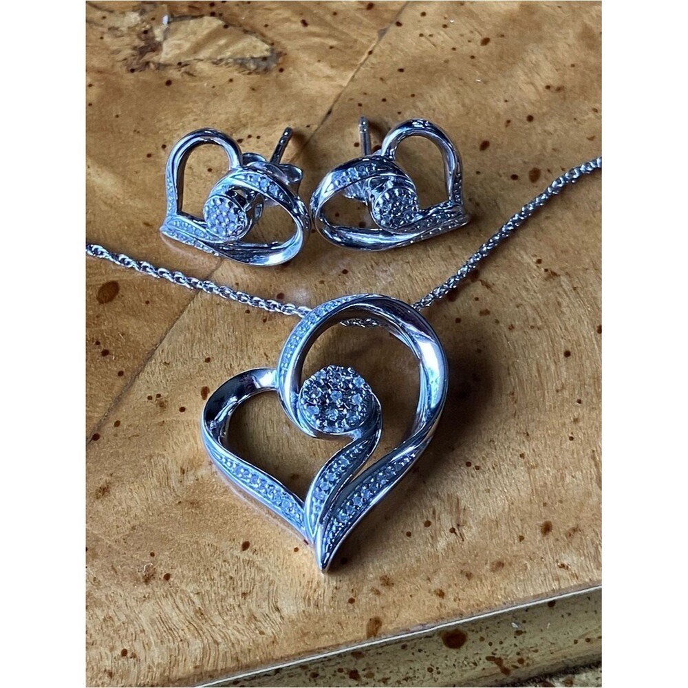 Natural White Diamond Heart Necklace and Earring Set